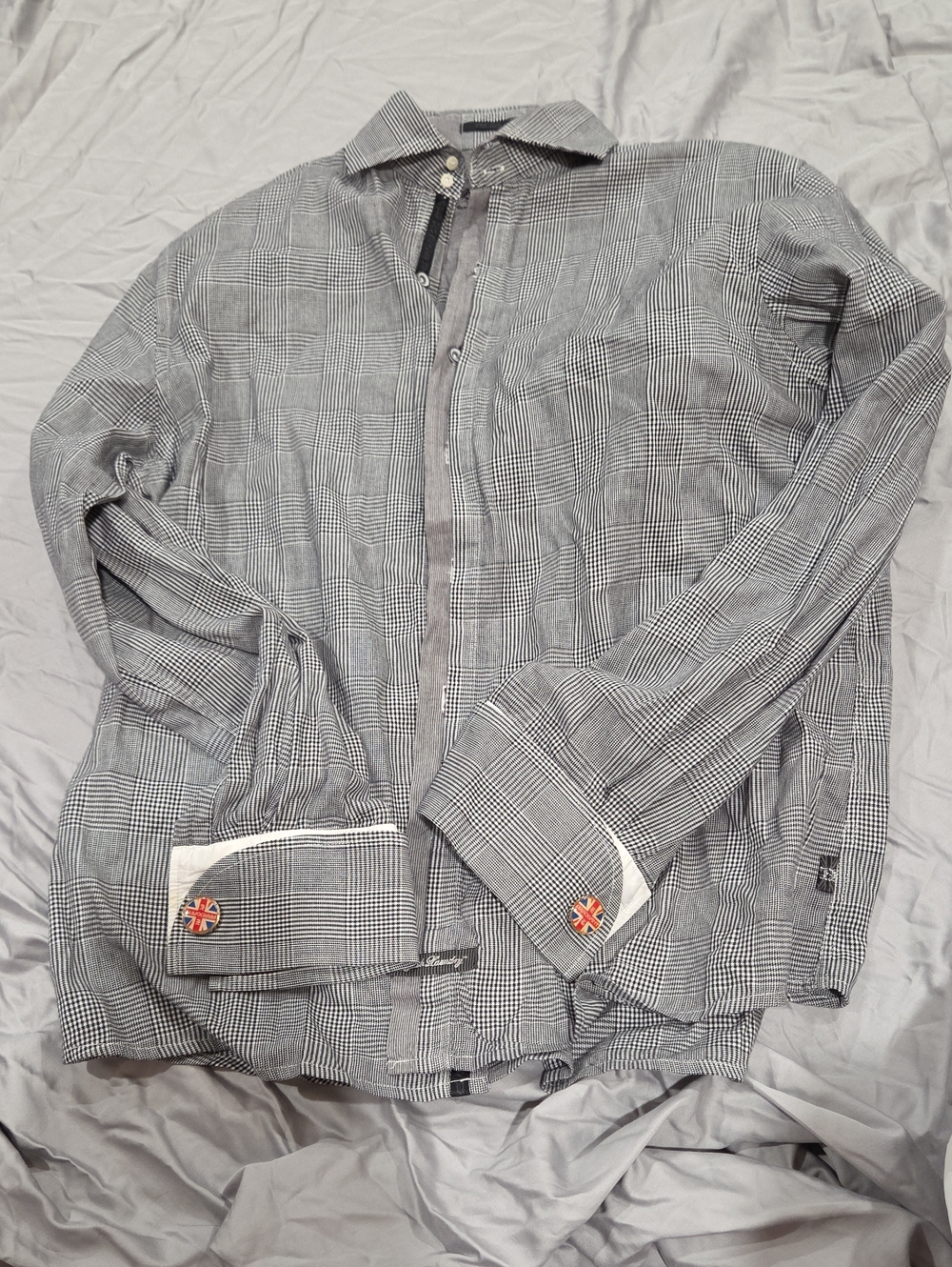 English Laundry Black & White Plaid Button-Down Shirt